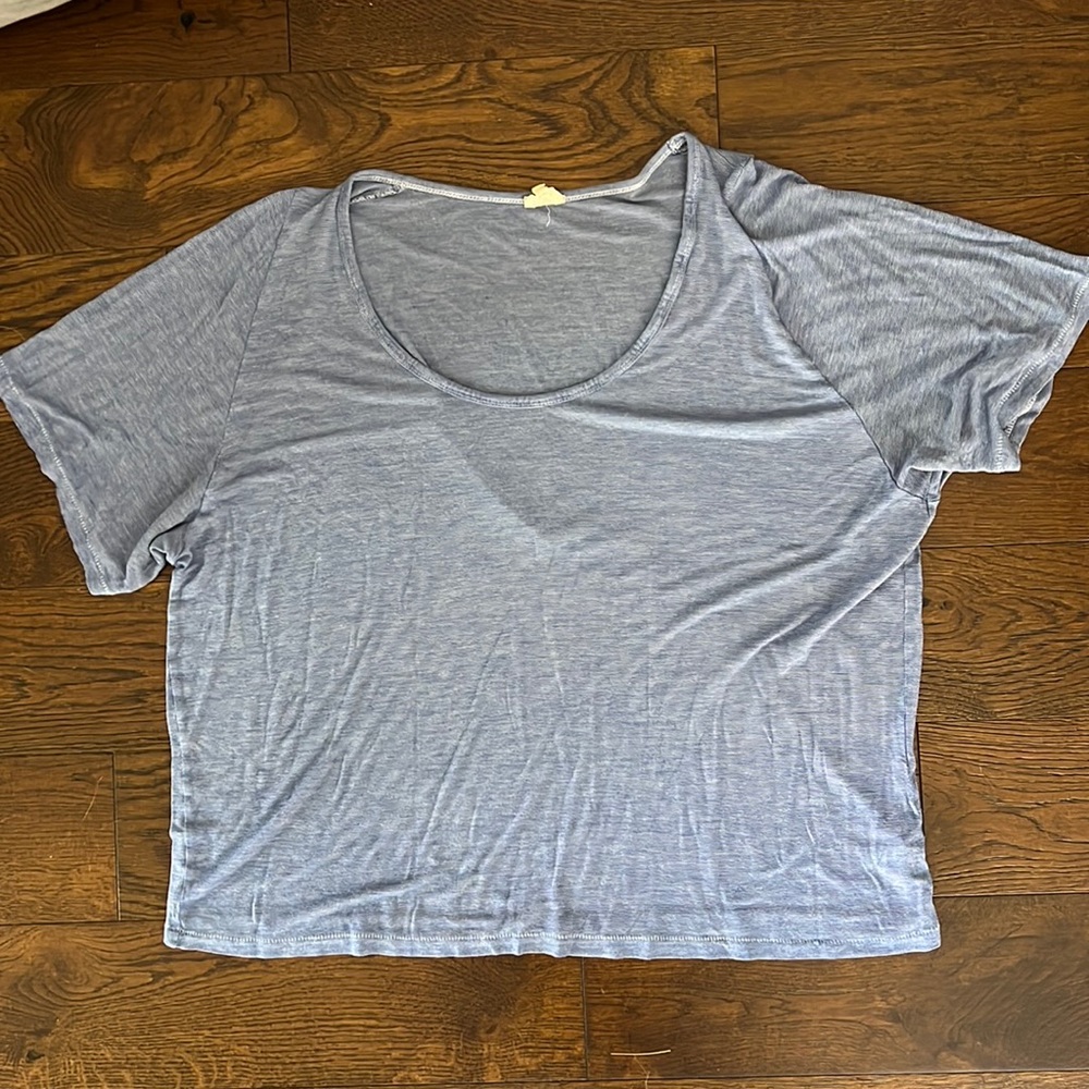 Wilfred Free L top